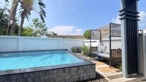 Boonruen Pool Villa