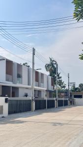 Boonruen Pool Villa