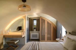 Pennys House New Luxe Jacuzzi Villa 400m from Sea