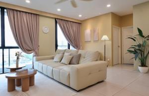 deLOFTS Emporium - Kuching - Vacay Home