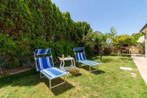 300m from the sea - Villa with garden and parking