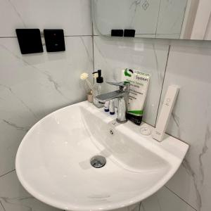 Rukn Residence - Elegant Suite in Al Muruj Near KAFD