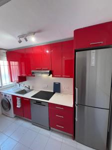 Bright 3BR Apartment with Terrace in Madrid Rio