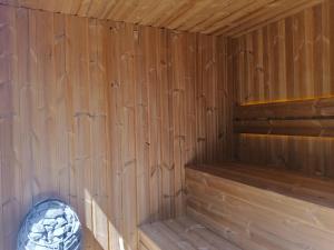 Przystanek Leśna-3 Apartamenty nad potokiem w sercu natury