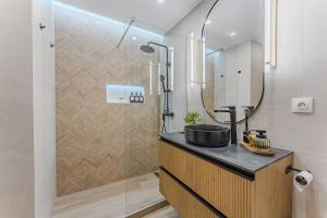 Lovely sea view apartment - Modern & relaxing