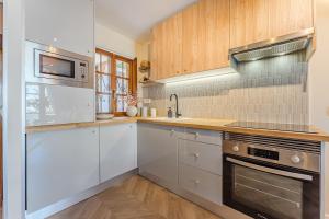 Lovely sea view apartment - Modern & relaxing