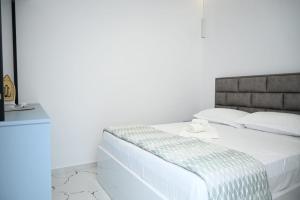 Ola Apartment