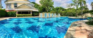 Pacific Residences Cozy 1BR Near BGC