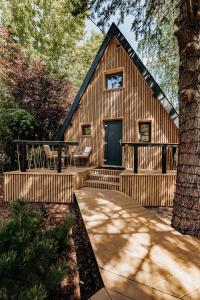 Maroska Pine