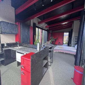 Baraka Suite