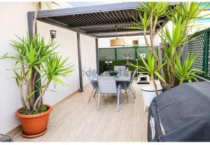 AMAZING ROOFTOP, 70 M TERRACE,Pool,BEACH,PARKING