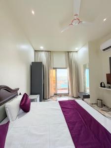 Dhruv Villa