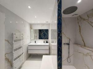 Exceptional duplex with harbor view 3 bedrooms
