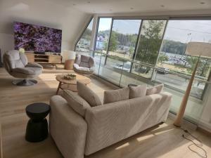 Exceptional duplex with harbor view 3 bedrooms
