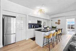 Toronto Harbourview Suites with free parking