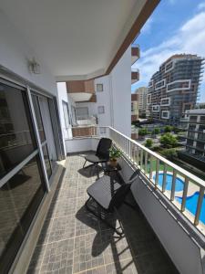 Casa Bella Sun, 4 min walk Praia da Rocha with Pool