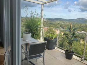 3 pax terace vue chateau wifi
