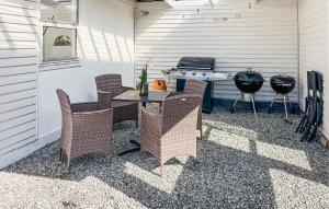 Beautiful Home In Saltum With Wifi