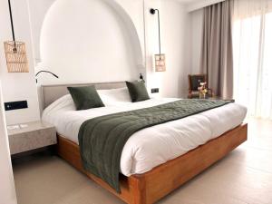 Al Jazira Beach & Spa-Inclusive - Families and Couples Only