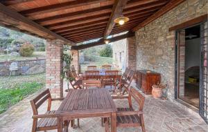 Stunning Home In Magione