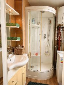 Premium Spacious Apartment - Near Eiffel Tower