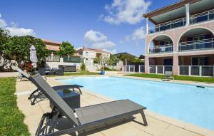2 Bedroom Amazing Apartment In Propriano