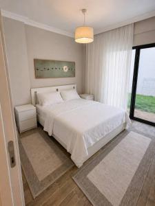 duplex 2 bedroom apartment with garden