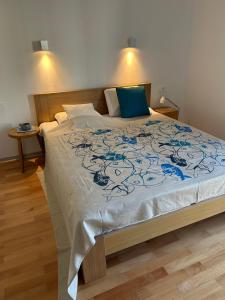 Apartment Signature, 4 stars, nearby University hospital, with sea view, 90m2