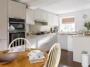Carr Cottage - Ukc4859