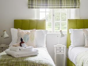 Carr Cottage - Ukc4859