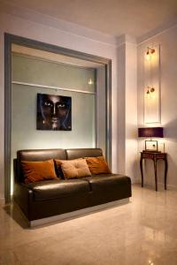 Spanish Steps Boutique Hotel - Madame Sofia Secret Hotel