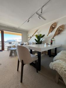 Newly Remodeled Ski IN OUT