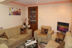 Koshi Home