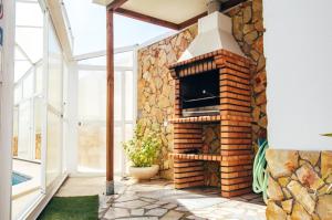 Dii Beach House with year round heated indoor pool 28 to 32 degrees