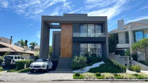 Jurerê Luxury House