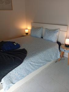 Max Crib Sea front Apart with AC and garage