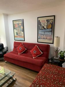 Hermosa Habitación y Baño Compartido Servicio de Comidas y Spa a 10 Cuadras de Reforma a la Altura del Angel