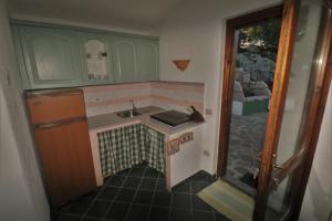 Casa in collina, con vista mare img10
