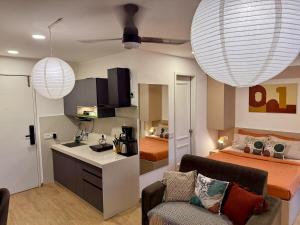 01 Stays Sunset Haven - Near Airport and Symbiosis with City Views