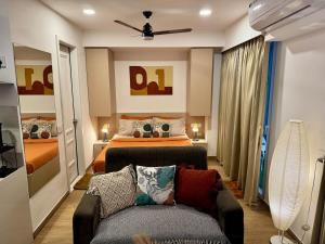 01 Stays Sunset Haven - Near Airport and Symbiosis with City Views