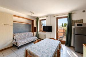 Frontline apartment Linda by GardaDoma