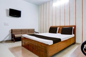 Hotel O INDRA FUN N FOOD