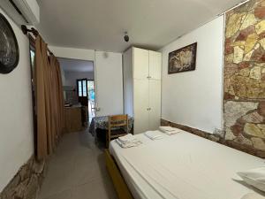 Garden Villa Lake Side & Glamping