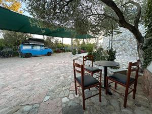 Garden Villa Lake Side & Glamping