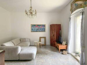 Venetian Apartment with Terrace in Pula Old Town