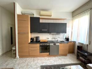 Entire Private Apartment 12 minutes from Duomo