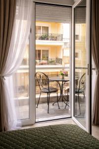 Small Single Room