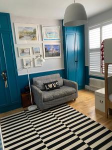 Spacious 4-Bed Home in Kemptown, Near Beach & Park