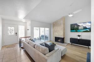 Victoria Woods Retreat close to Downtown Riverside