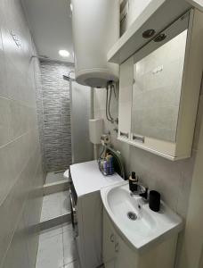 Apartment DD